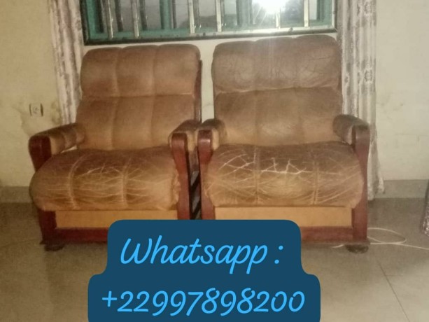 fauteuil-de-salon-en-cuir-big-0