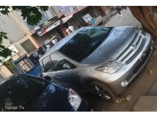 TOYOTA IST ORDINAIRE