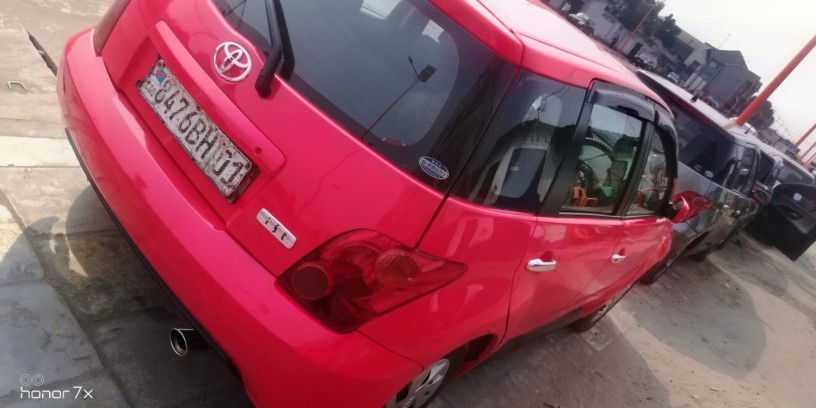 toyota-ist-big-1