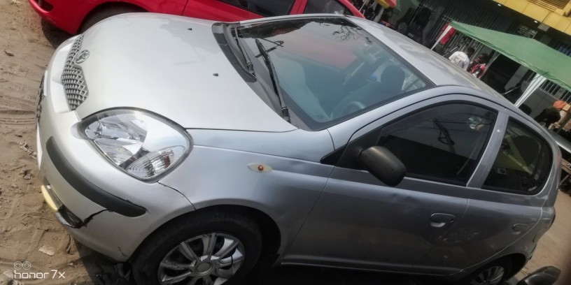 toyota-yaris-big-4
