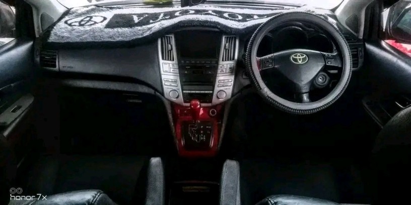 toyota-harrier-2013-big-2