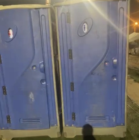 vente-de-toilette-mobile-big-0