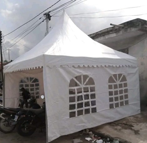 vente-et-confection-de-bache-chapiteaux-big-0