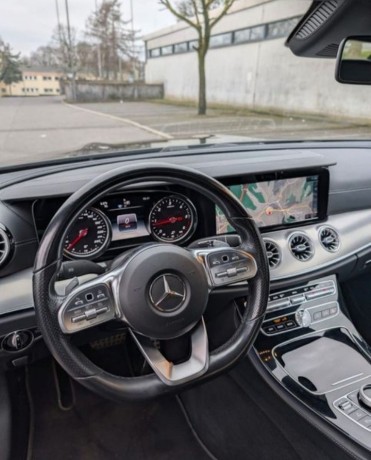 mercedes-benz-e-220-amg-line-big-2