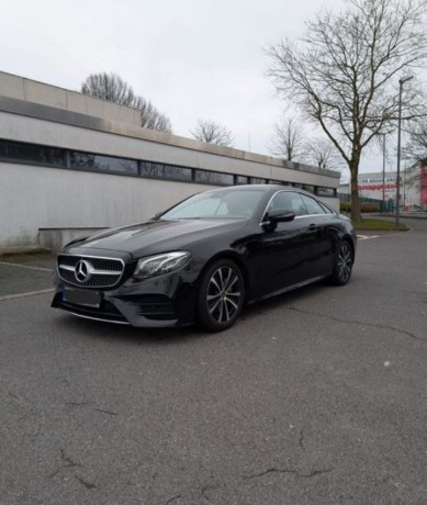 mercedes-benz-e-220-amg-line-big-1