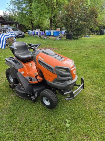 tracteur-de-jardin-husqvarna-big-2