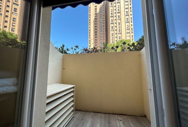 top-studio-a-usage-mixte-dans-le-prestigieux-quartier-de-monte-carlo-monaco-big-0