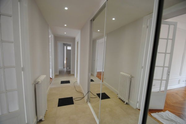 4-piegraveces-situeacute-dans-le-carreacute-dor-de-monaco-8-boulevard-des-moulins-98-000-mon-big-0