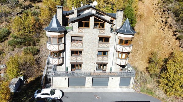appartement-en-andorre-a-vendre-73-m2-avec-garage-ascenseur-et-parking349-950eur-big-0