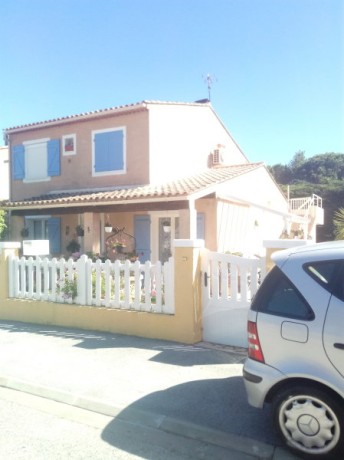 location-appartement-t2-climatise-pour-4-personnes-bormes-les-mimosas-big-0