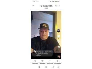H 58 ans célibataire cherche un studio au rez-de-chaussée avec cour 3 pièces