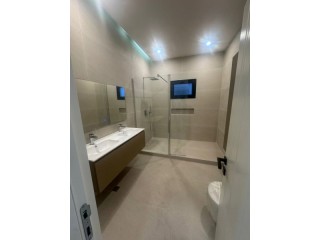 Appartement de 3 chambres lumineux a louer au point e Dakar Senegal 4 pièces