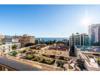 SUPERBE APPARTEMENT DE 3 CH DANS LE RIVIERA PALACE VUE MER A MONTE CARLO - MONACO
