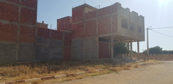 terrain-de-132m2-avec-titre-agrave-sebacirca-ayoune-big-0