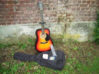 Guitare acoustique western Stagg