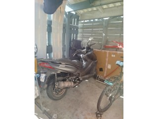 Scooter Kymco 125 pour pièces