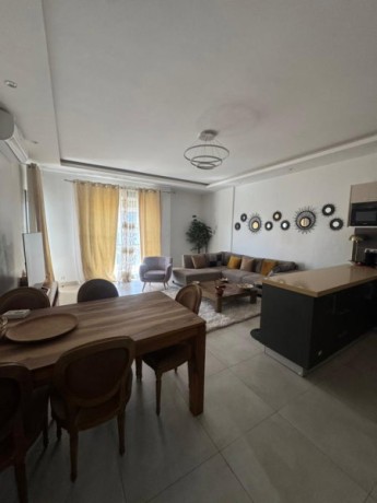 a-louer-superbe-appartement-f4-haut-standing-au-point-e-4-pieces-big-0