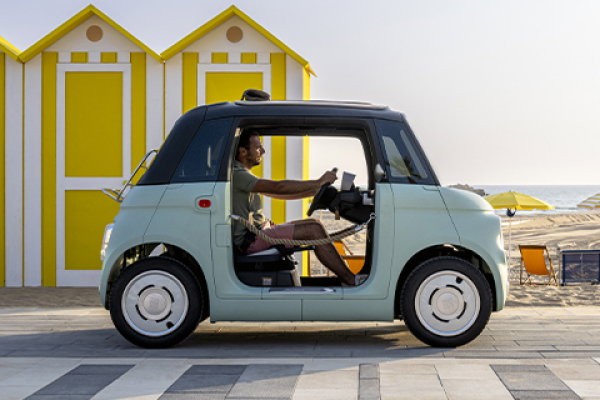 fiat-topolino-mini-car-electrique-big-0