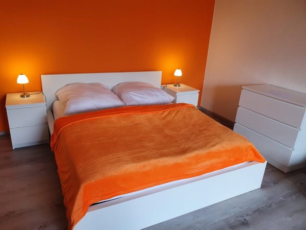loue-studio-meuble-de-27-m2-2-chambres-big-0