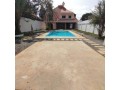 ivandry-grande-villa-f5-de-standing-avec-piscine-grand-jardin-arbore-et-groupe-electrogene-dans-le-lotissement-bonnet-a-2-pas-des-ecoles-small-0