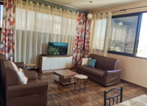 a-louer-appartement-t2-meuble-ambatobe-2-pieces-big-0