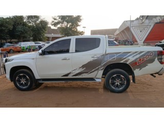 Location de Mitsubishi L200 longue durée