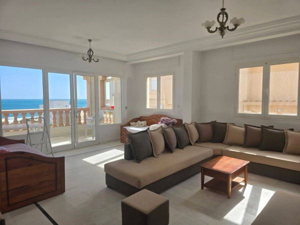 magnifique-appartement-a-chatt-mariem-cote-mer-4-pieces-big-0
