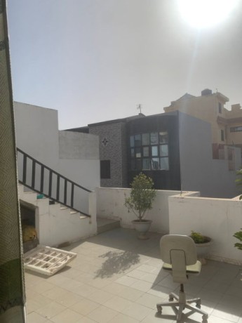 vente-1-villa-r2-golf-cite-douane-14-pieces-dakar-seacuteneacutegal-big-0