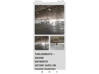 TANJOMBATO – GRAND ENTREPOT 4100M² AVEC UN GRAND PARKING ET ACCES CAMIONS SEMI-REMORQUE SUR UN GRAND TERRAIN EN BORD DE ROUTE