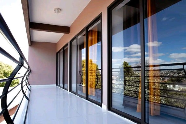 location-appartement-t3-meuble-ambatobe-antananarivo-3-pieces-big-0