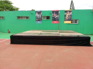 PODIUM A LOUER POUR VOS EVENEMENTS AU SENEGAL