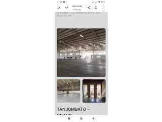 TANJOMBATO – GRAND ENTREPOT 4072M² AVEC UN GRAND PARKING ET ACCES CAMIONS SEMI-REMORQUE SUR UN TERRAIN DE 1HA EN BORD DE ROUTE – R