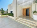 une-villa-moderne-haut-standing-a-chatt-mariem-sousse-vue-mer-small-0