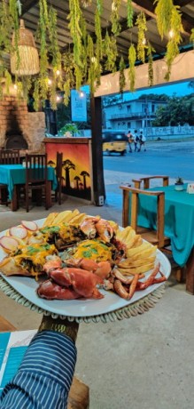 restaurant-a-vendre-madagascar-big-0