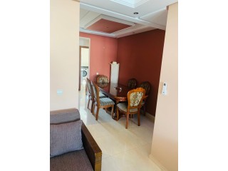 Apparetement au 4 étage avec terrase , style kasbah 3 pièces