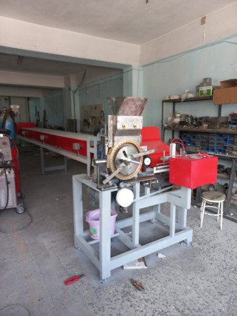 machine-a-sucre-en-cubes-entierement-automatique-big-0
