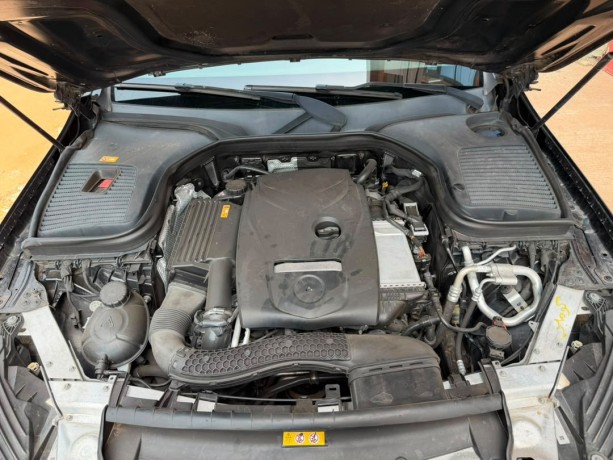 mercedes-benz-glc-300-big-2
