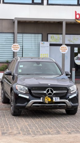 mercedes-benz-glc-300-big-0