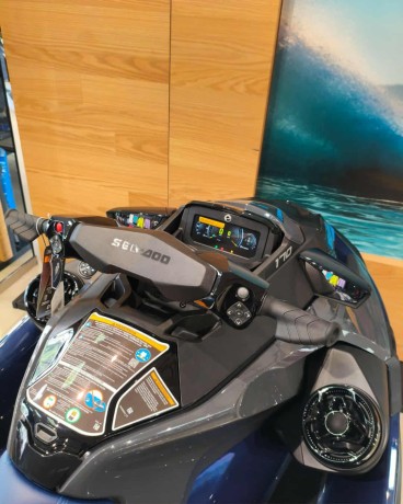 2025-sea-doo-gtx-170-tech-package-audio-idf-ibr-jetski-big-4