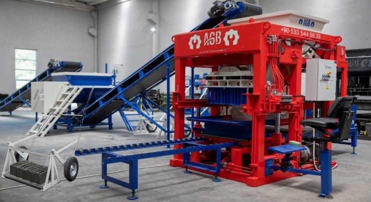 machine-fabrication-de-briques-paves-et-parpaings-agb-31-big-0