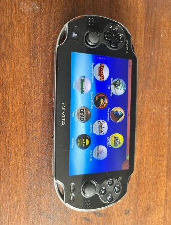 playstation-ps-vita-big-2